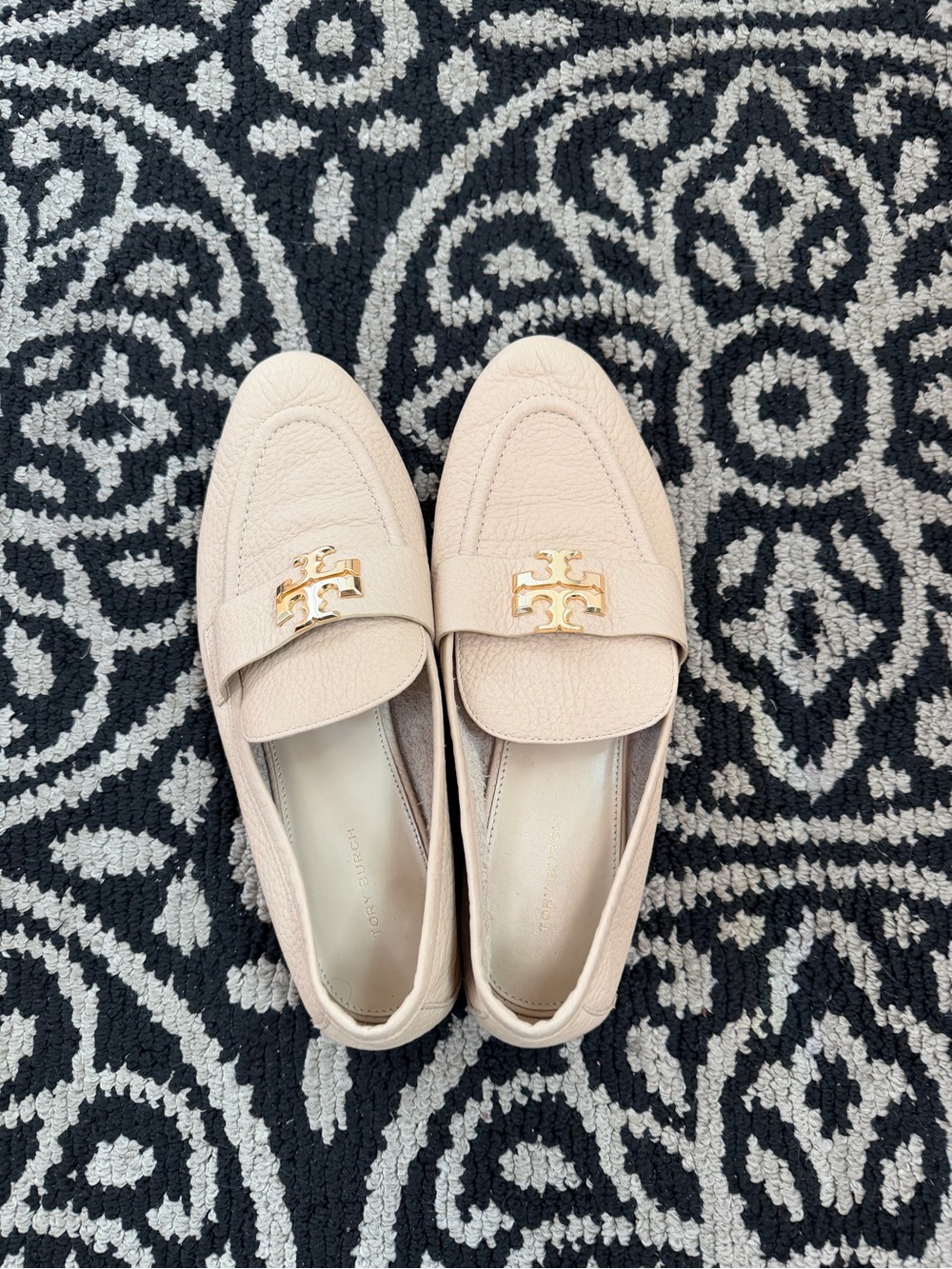 Tory Burch Eleanor Pale Beige Pebbled Leather Logo Loafers